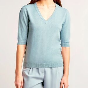 Baby blue silk/cashmere v-neck sweater